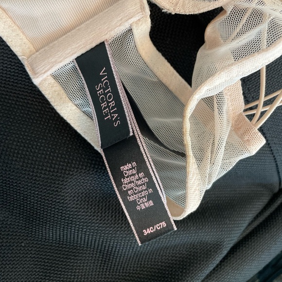 Victorias Secret Unlined Bra - Picture 3 of 3